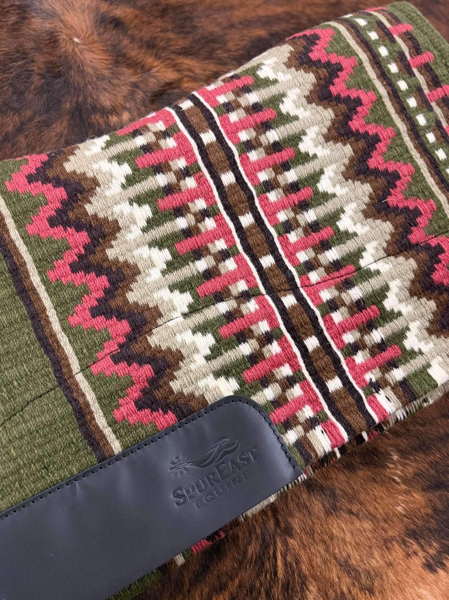 SpurEast Maritime Pride Collection Fusion Pro Pads 34"x36"