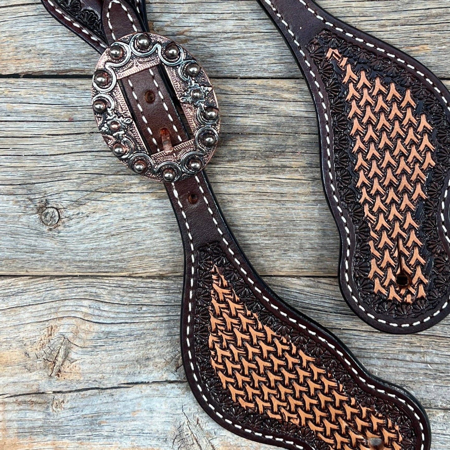 Two Tone Foxtail Copper Dot Spur Straps
