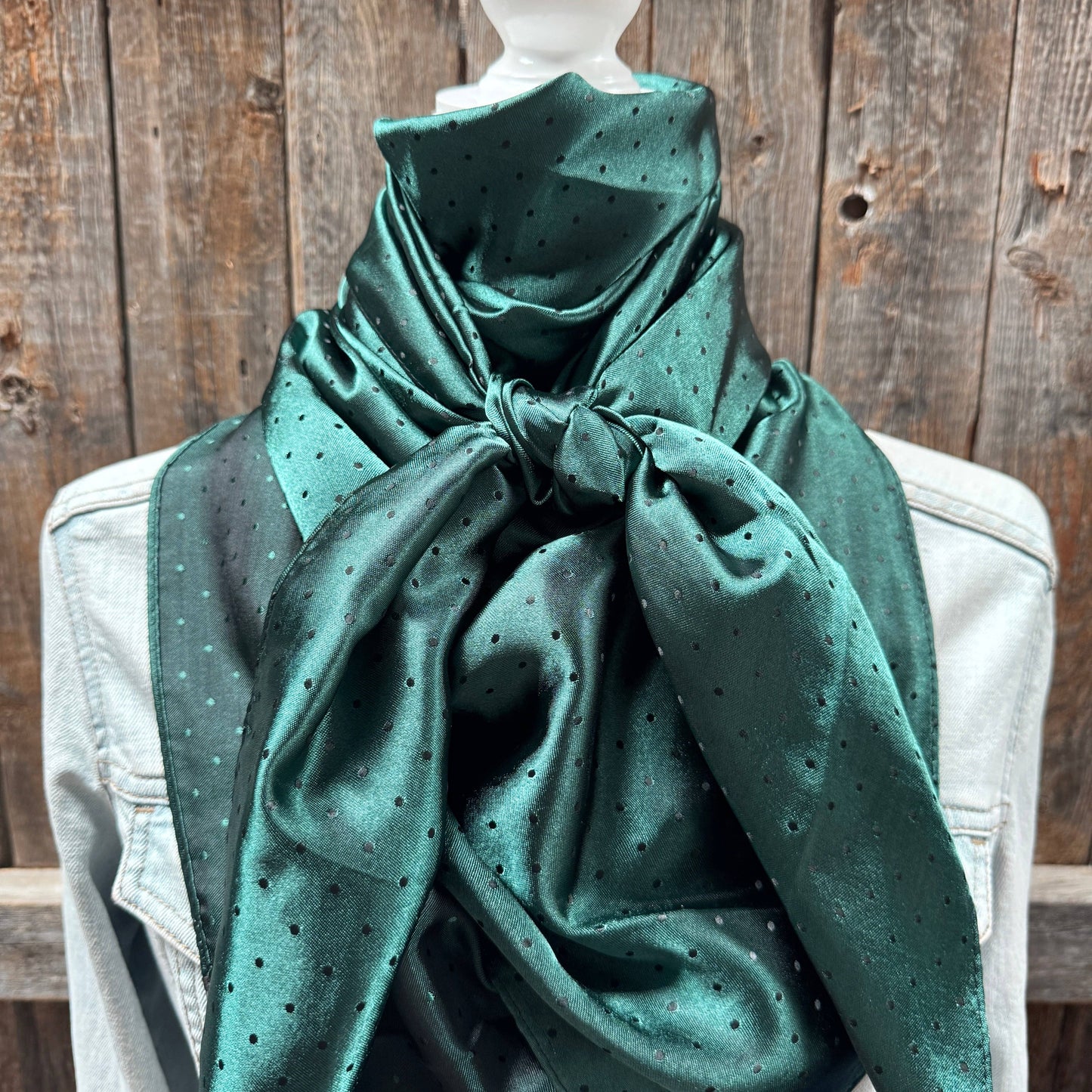 Wild Rag Emerald Jacquard XL 42X42"