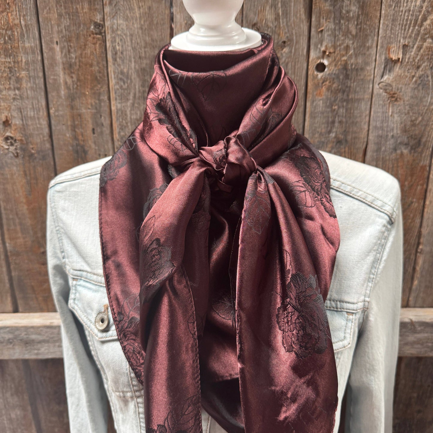 Wild Rag Brown Jacquard XL  42X42"