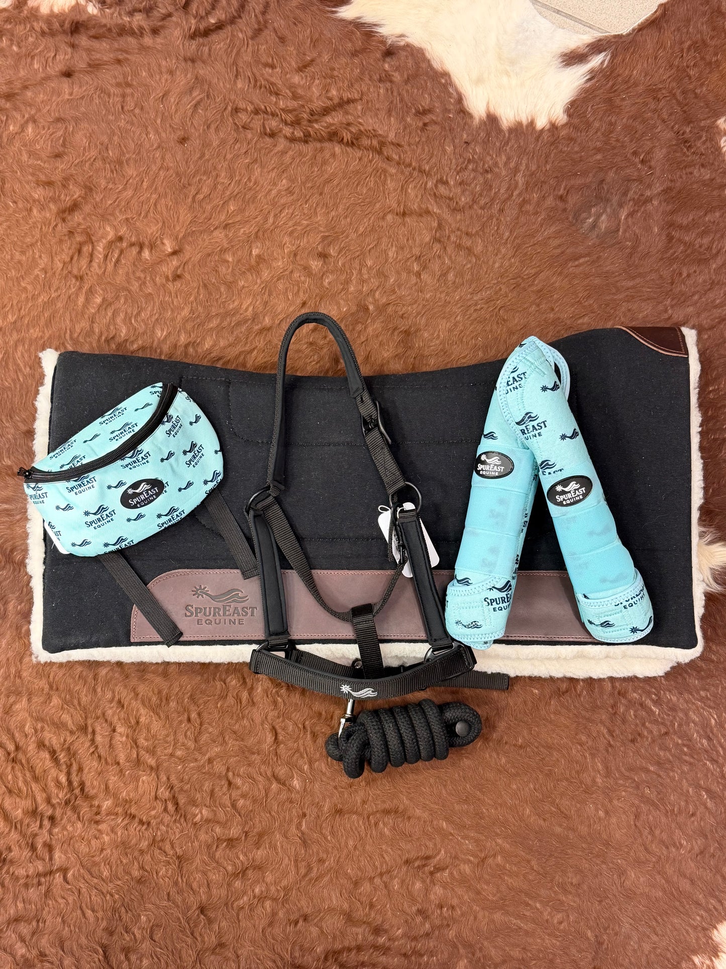 SpurEast Equine Saddle Pouch