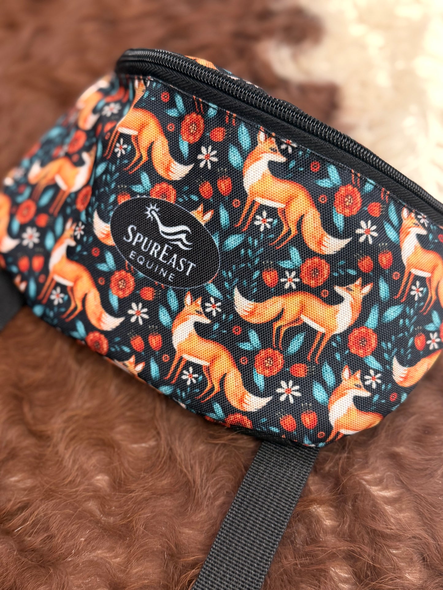 SpurEast Equine Saddle Pouch