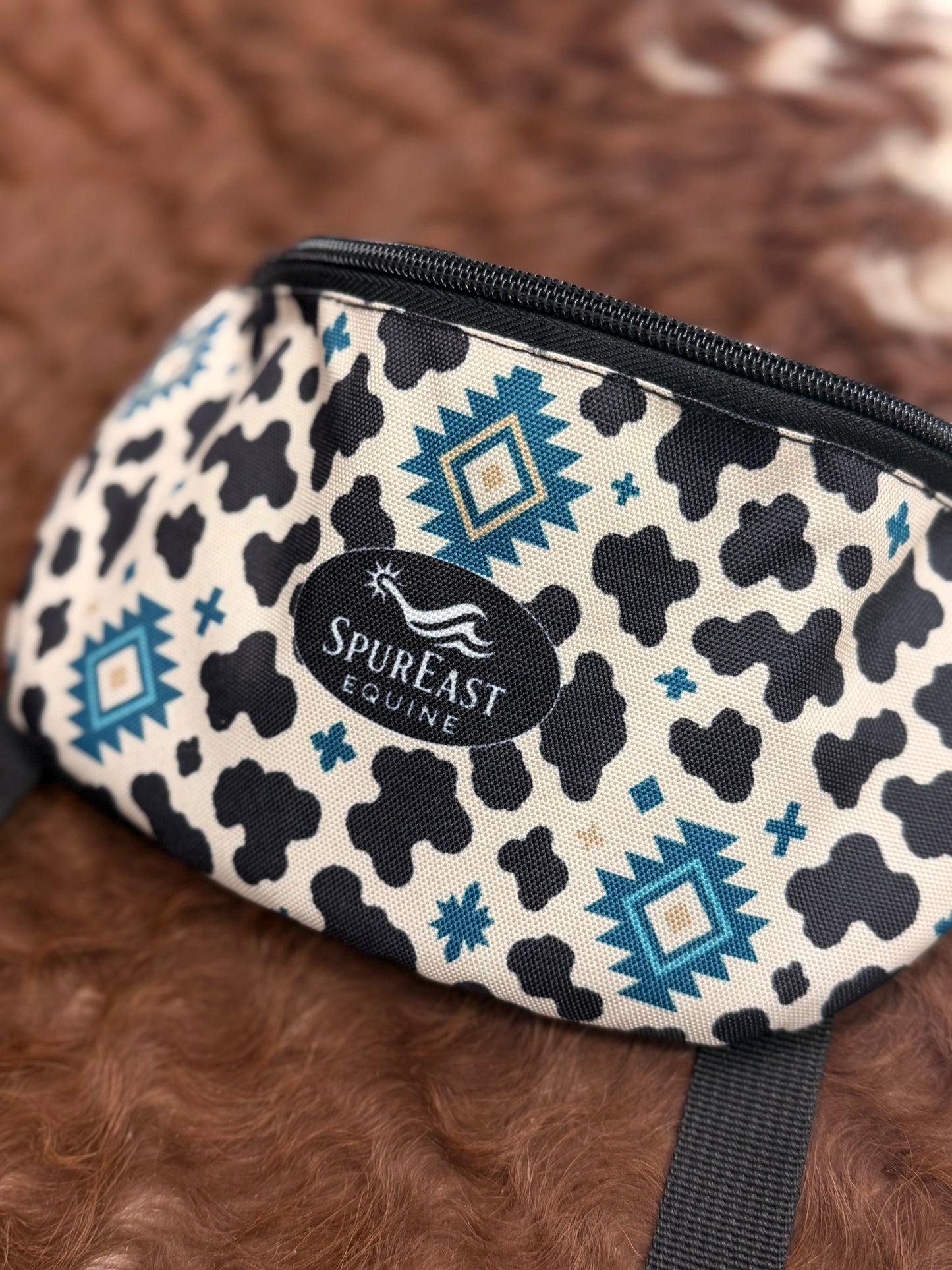 SpurEast Equine Saddle Pouch