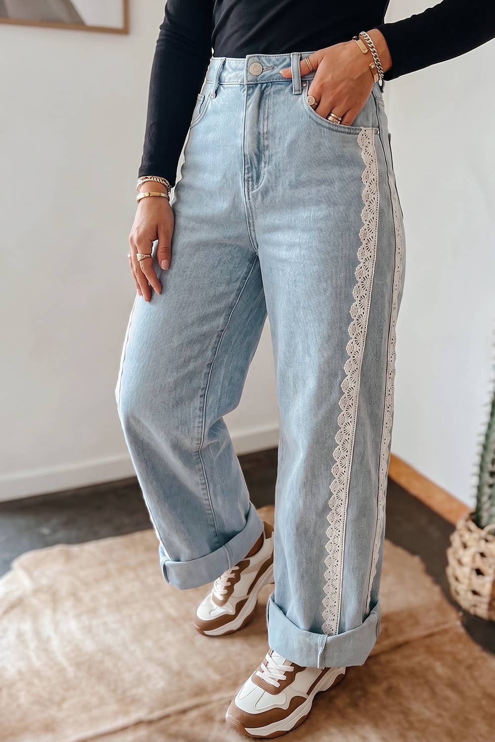 Fall 26 Lace Trim Casual Full-Length Regular Fit Jeans