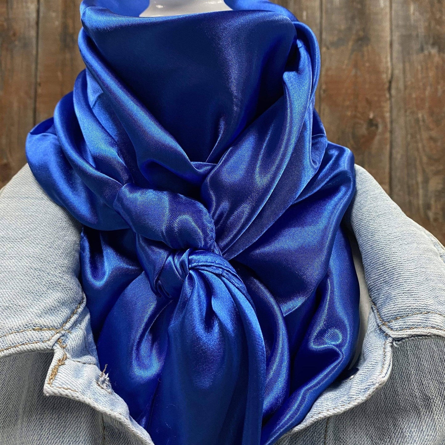 Wild Rag Solid Electric Blue 35X35"